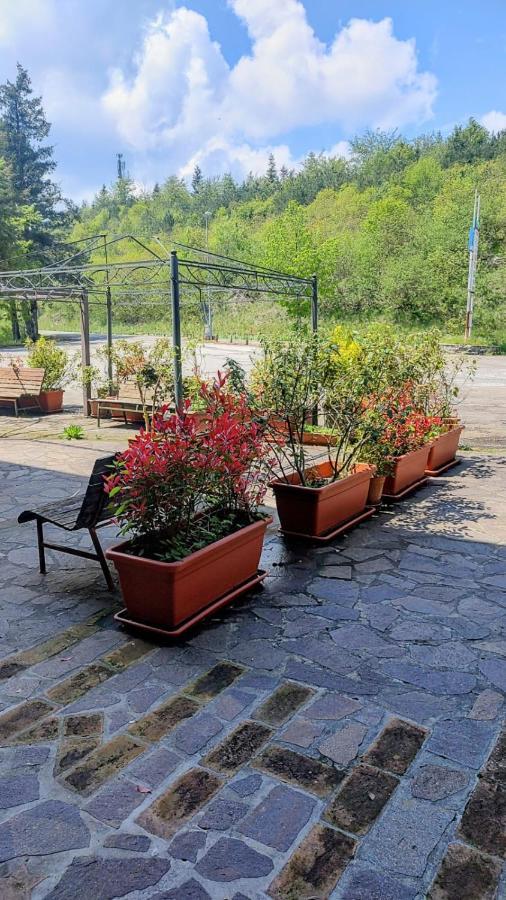 Hotel Ristorante Miramonti Consuma Екстериор снимка